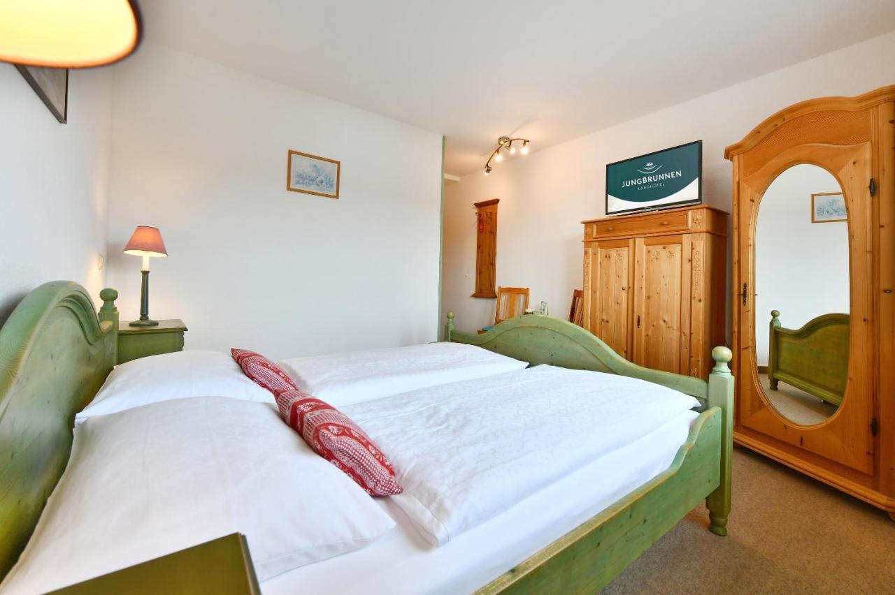 Landhotel Jungbrunnen Bad Brambach Bagian luar foto